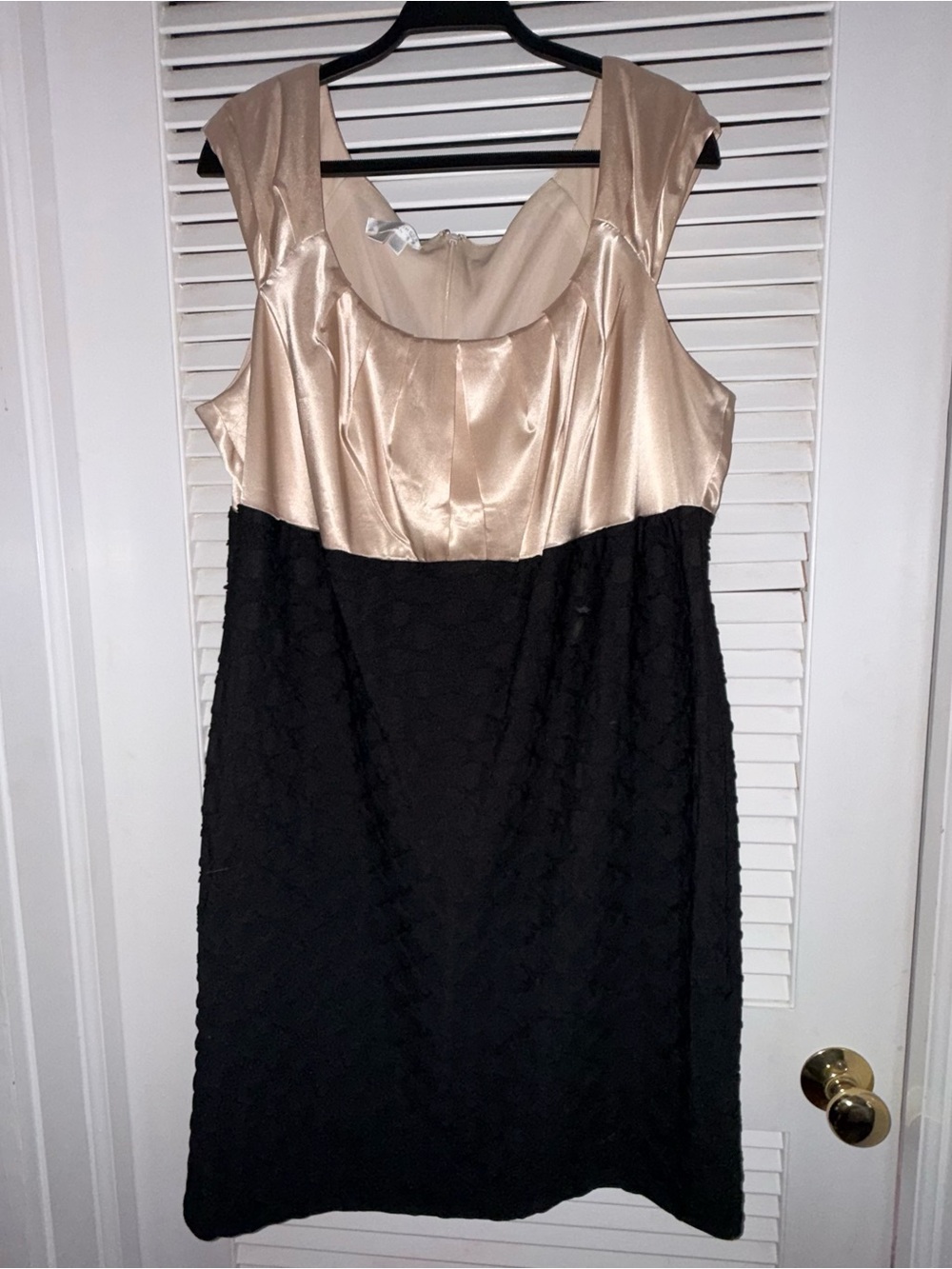 Two-Tone Satin and Lace Midi Dress in Champagne and Black